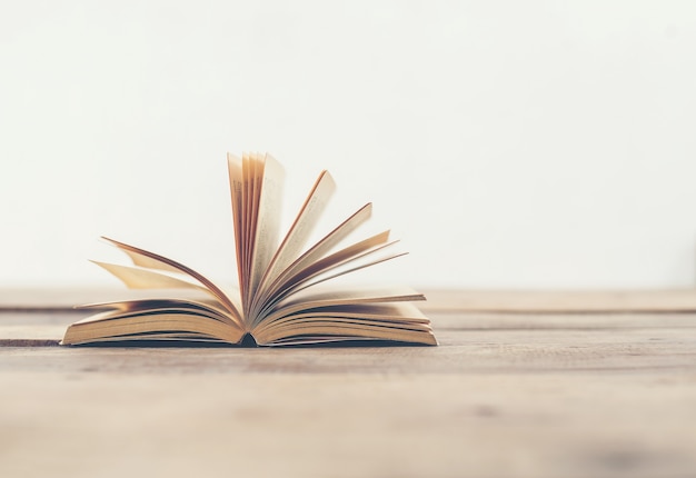 人们有哪些保护自然环境的例子