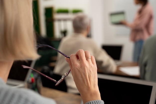 工程施工机械台帐及保养、维修措施？